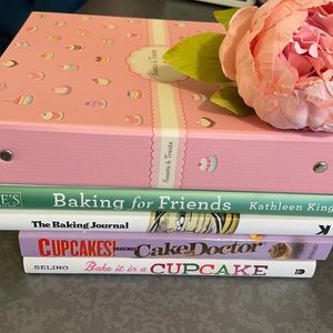 Set of Baking-Related Books 🧁 🍪 🎂